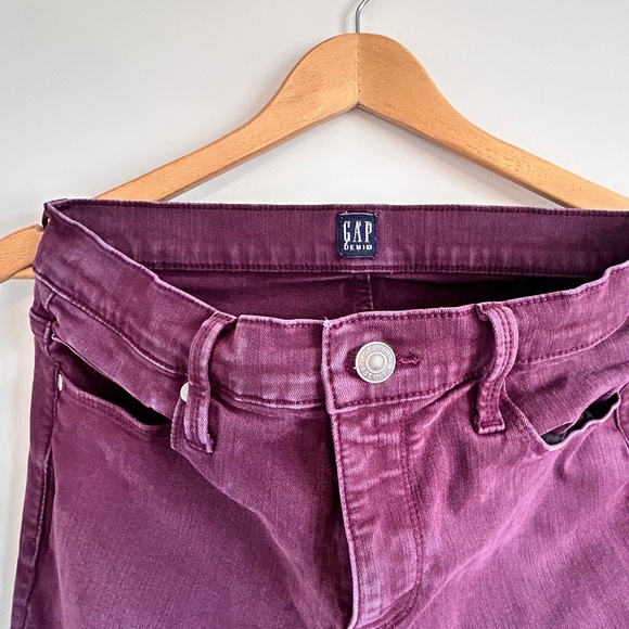 GAP Skinny Jeans, Size 28 in Burgandy - Picture 6 of 8